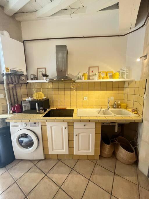 "La Maison Jaune" Arles Centre Terrasse Екстер'єр фото