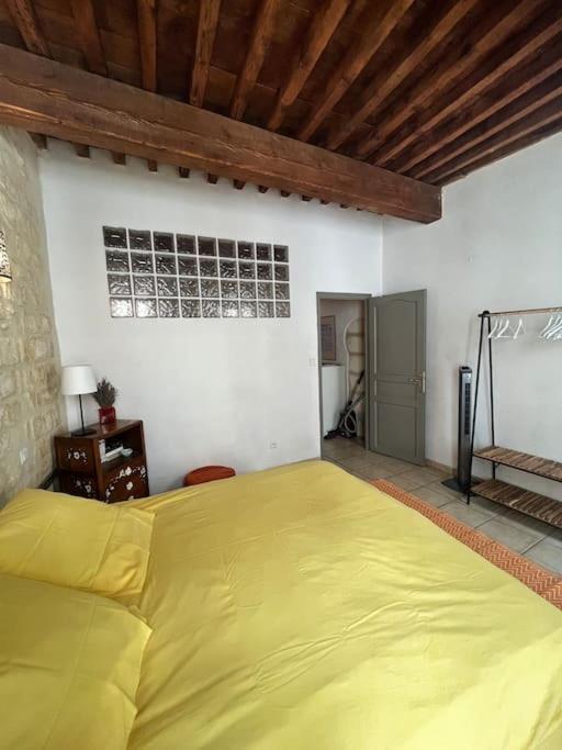 "La Maison Jaune" Arles Centre Terrasse Екстер'єр фото